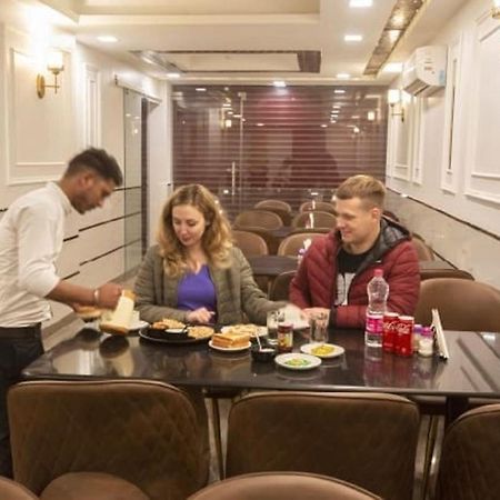 Hotel Devrana Delhi Airport نيودلهي المظهر الخارجي الصورة