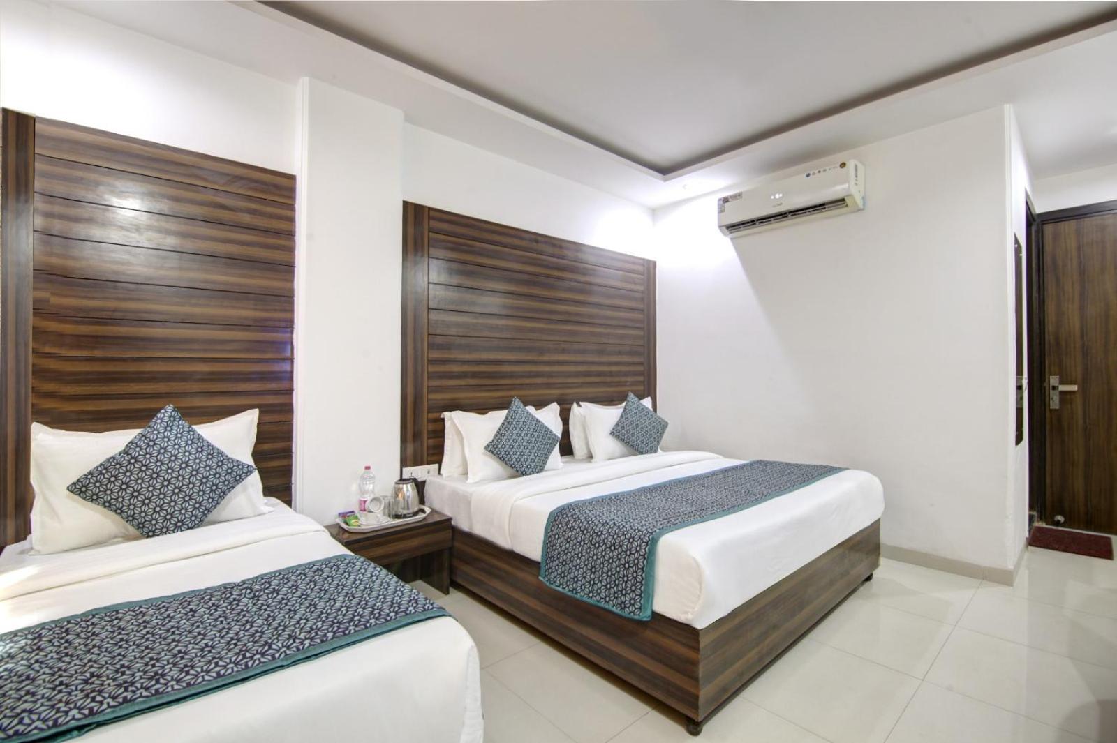 Hotel Devrana Delhi Airport نيودلهي المظهر الخارجي الصورة